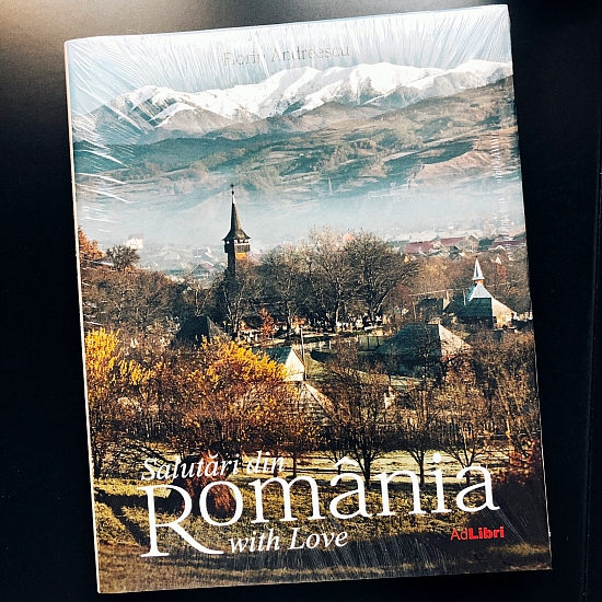 Salutari din Romania with Love 0